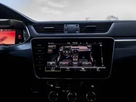 Škoda Superb thumbnail 40