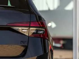 Škoda Superb thumbnail 87