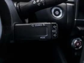 Renault Captur thumbnail 35