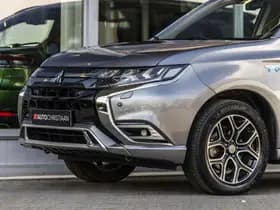 Mitsubishi Outlander thumbnail 17
