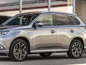 Mitsubishi Outlander thumbnail 18