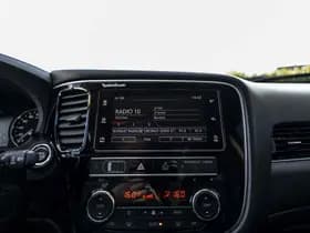 Mitsubishi Outlander thumbnail 30