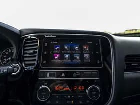 Mitsubishi Outlander thumbnail 32