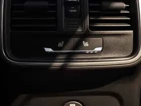 Porsche Macan thumbnail 32