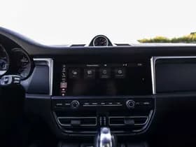 Porsche Macan thumbnail 35