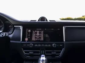 Porsche Macan thumbnail 38