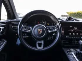 Porsche Macan thumbnail 58