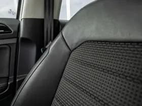 Volkswagen Golf thumbnail 12