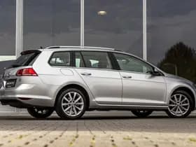 Volkswagen Golf thumbnail 3