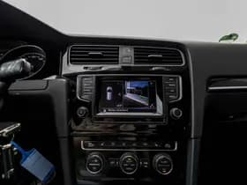 Volkswagen Golf thumbnail 25