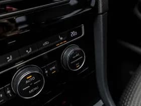 Volkswagen Golf thumbnail 60