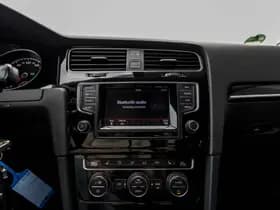 Volkswagen Golf thumbnail 63