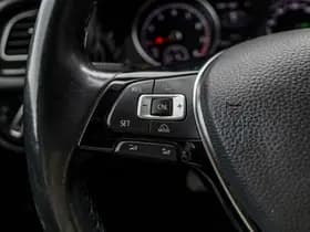 Volkswagen Golf thumbnail 67