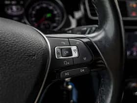 Volkswagen Golf thumbnail 68