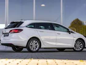 Opel Astra thumbnail 38