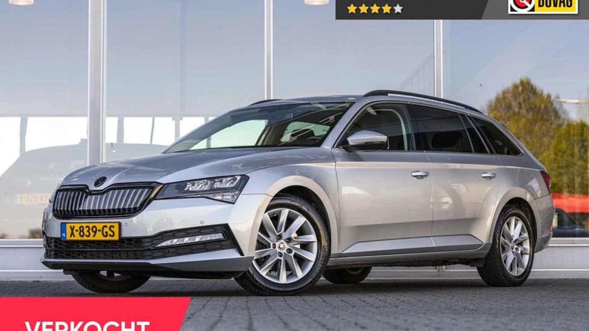 Škoda Superb — foto 1