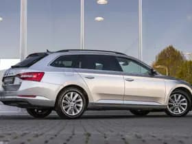 Škoda Superb thumbnail 43