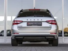 Škoda Superb thumbnail 44