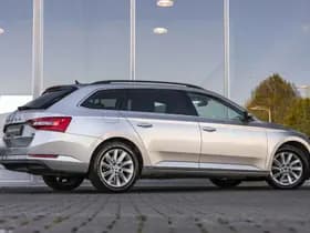 Škoda Superb thumbnail 6