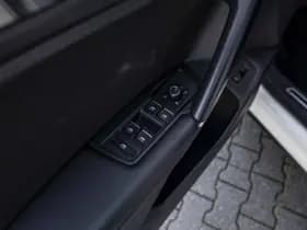 Volkswagen Tiguan thumbnail 65