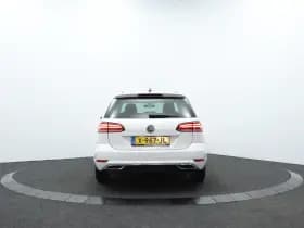 Volkswagen Golf thumbnail 10