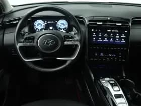 Hyundai Tucson thumbnail 3