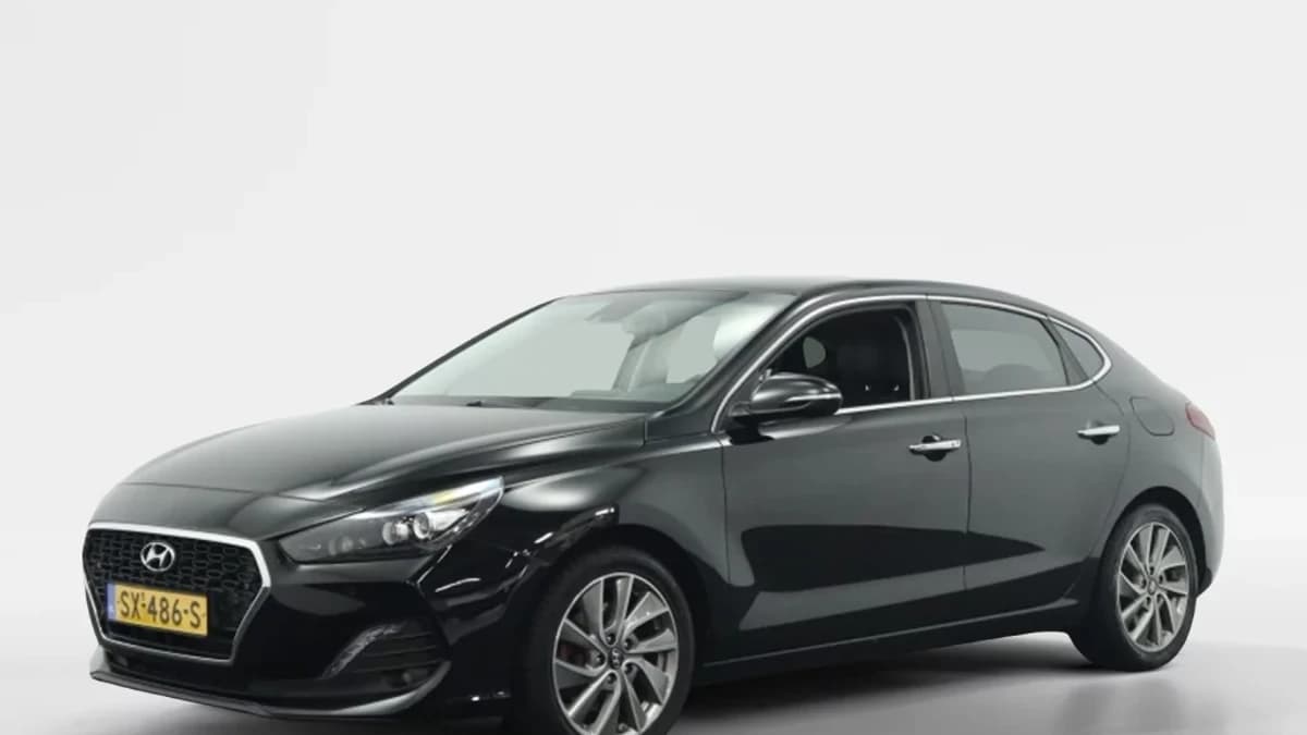 Hyundai i30 — foto 1