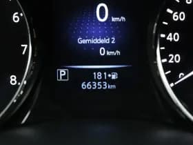 Nissan Qashqai thumbnail 4