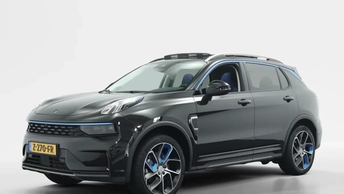 Lynk & Co 01 — foto 1