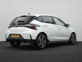Hyundai i20 thumbnail 2