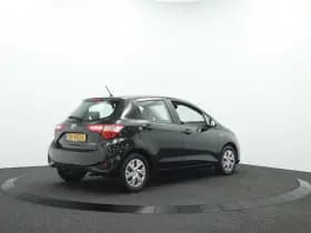 Toyota Yaris thumbnail 2