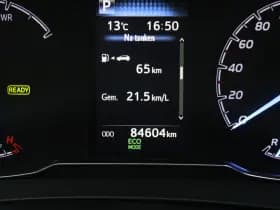 Toyota Yaris thumbnail 4