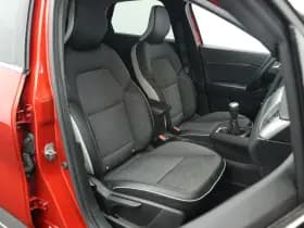 Renault Captur thumbnail 10