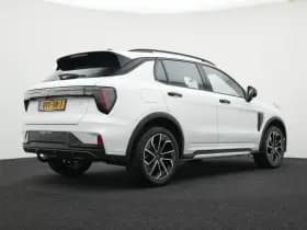 Lynk & Co 01 thumbnail 2