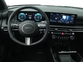 Hyundai Tucson thumbnail 3