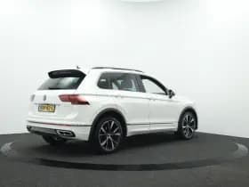 Volkswagen Tiguan thumbnail 2