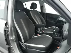 Hyundai i10 thumbnail 10
