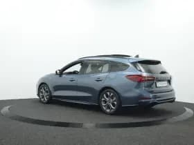 Ford Focus thumbnail 9