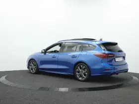 Ford Focus thumbnail 9