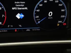 Volkswagen T-Roc thumbnail 4