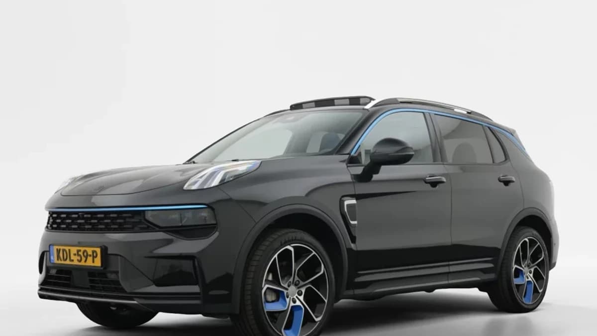 Lynk & Co 01 — foto 1