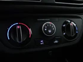 Hyundai i10 thumbnail 32