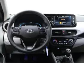 Hyundai i10 thumbnail 3