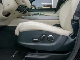 Genesis GV70 thumbnail 15