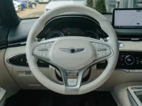 Genesis GV70 thumbnail 25