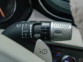 Genesis GV70 thumbnail 32