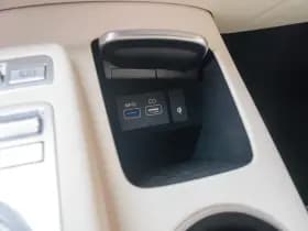 Genesis GV70 thumbnail 42