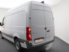 Mercedes-Benz Sprinter thumbnail 22