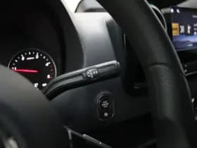 Mercedes-Benz Sprinter thumbnail 32