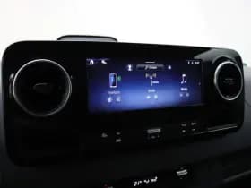 Mercedes-Benz Sprinter thumbnail 33